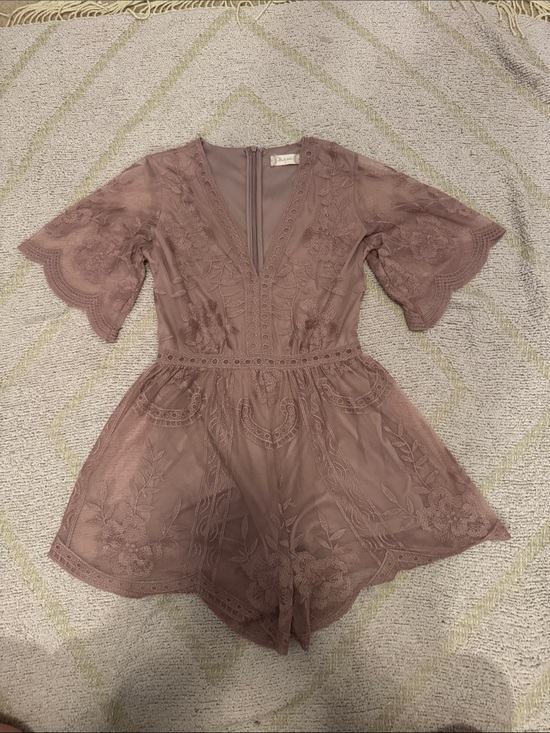 Anthropologie Pants - Altar’d State Embroidered Lace Romper Dusty Mauve Small